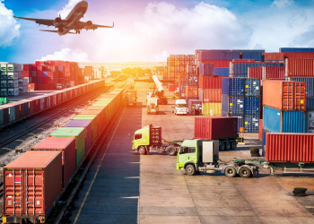 Dịch vụ vận tải hàng hóa đường bộ, đường thủy trong nước và quốc tế